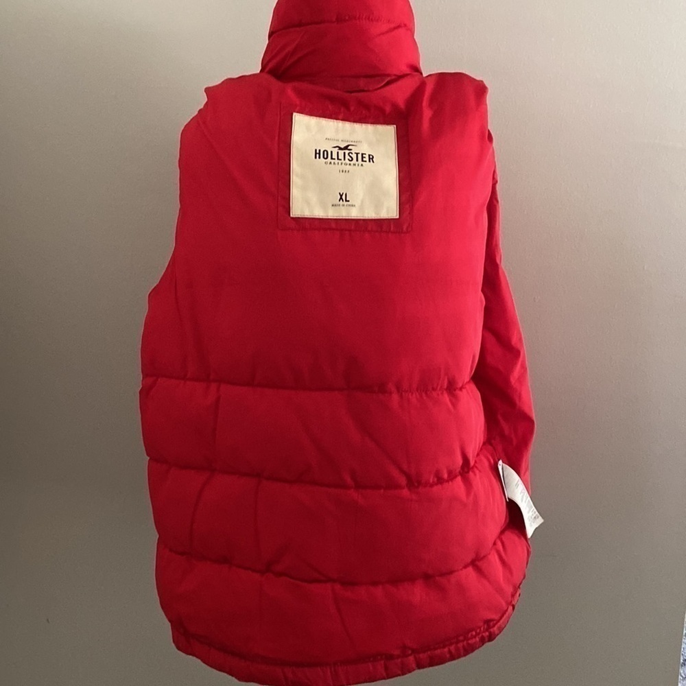 Hollister Y2K vintage red puffer vest - Picture 7 of 9